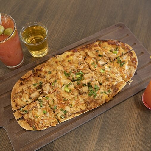 Flatbread pizza and drinks